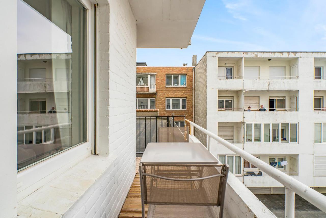 דירות אוסטנדה Modern And Bright Seaside App W Seaview & Terrace מראה חיצוני תמונה